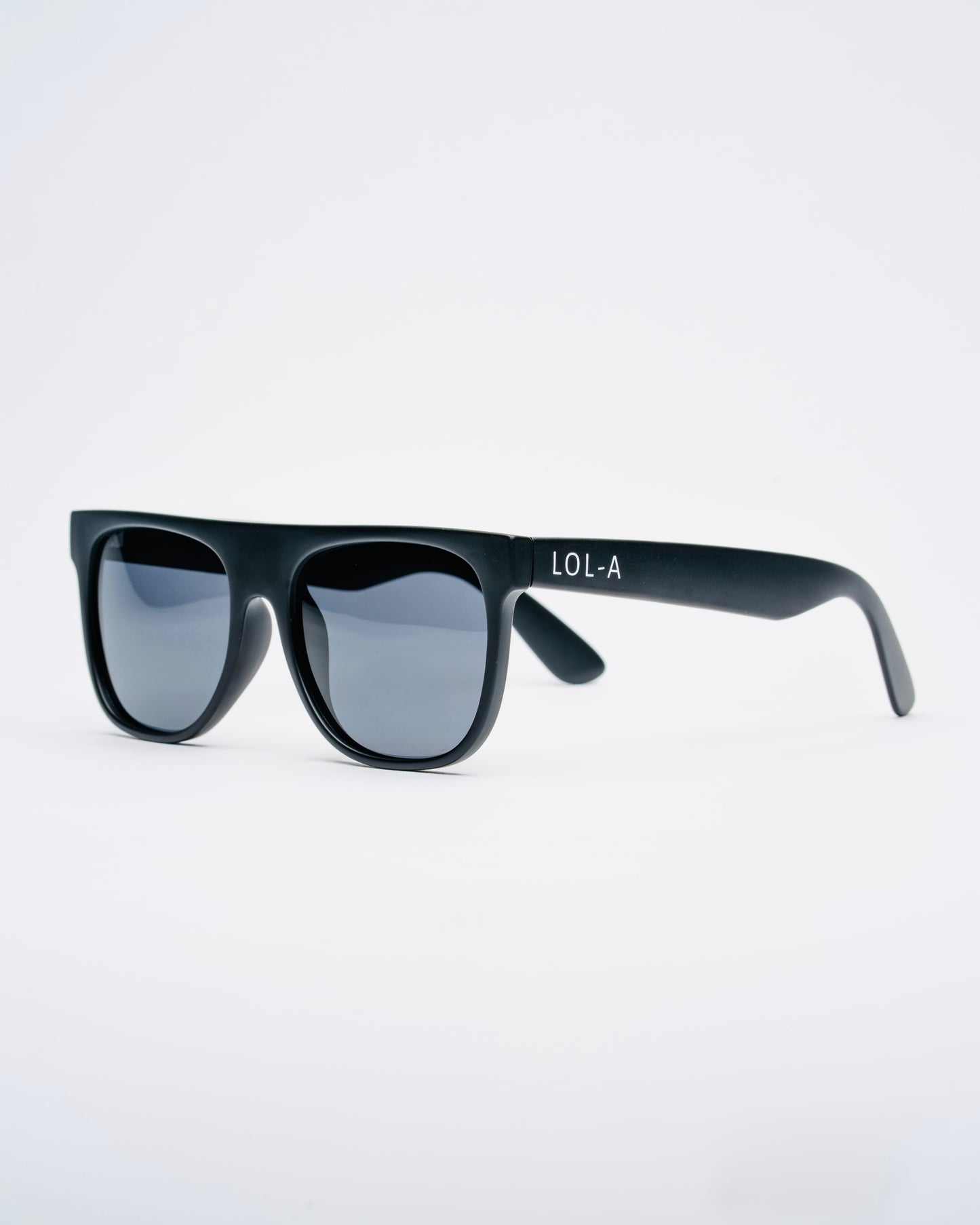 “CLASSIC BLACK” Sunglasses-SIGNATURE